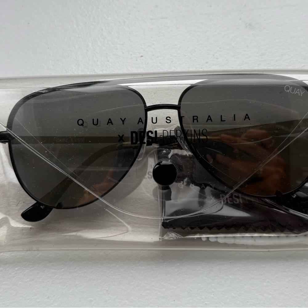 Quay Australia Black Aviator Sunglasses HIGH KEY MINI DESI PERKINS